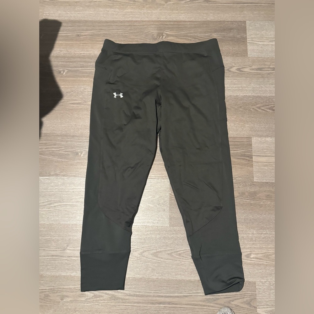 BNWT XL Mens Under armour Pants
